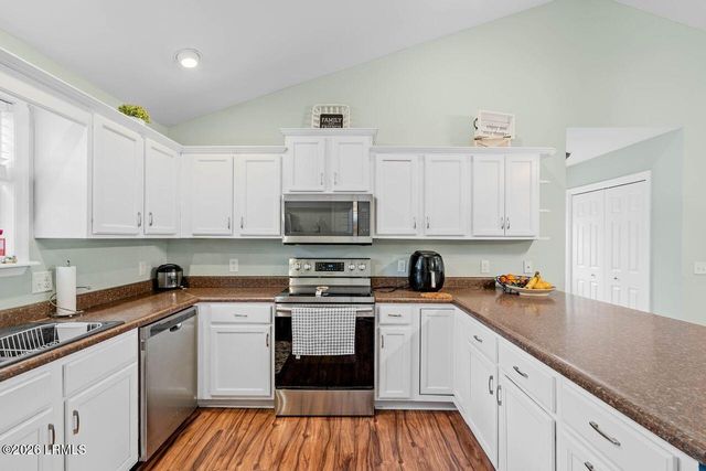 501 Sams Point Road, Beaufort, SC 29907