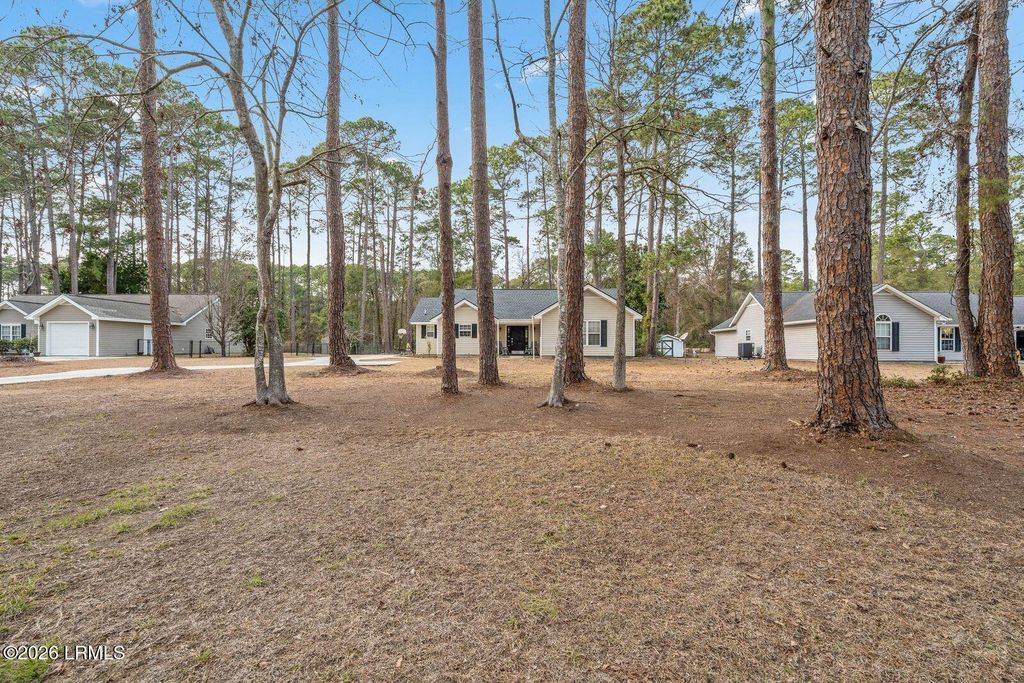 501 Sams Point Road, Beaufort, SC 29907