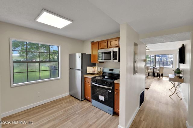 3304 SPRING GLEN Road, Jacksonville, FL 32207