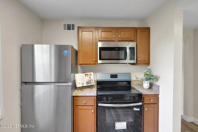 3304 SPRING GLEN Road, Jacksonville, FL 32207