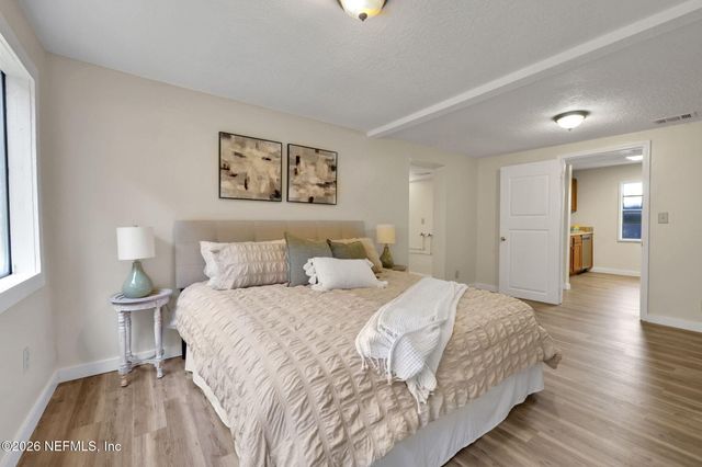 3304 SPRING GLEN Road, Jacksonville, FL 32207
