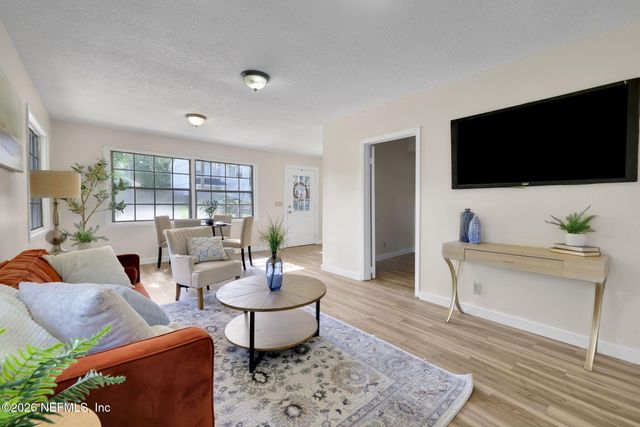 3304 SPRING GLEN Road, Jacksonville, FL 32207