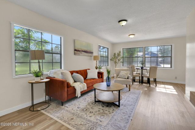 3304 SPRING GLEN Road, Jacksonville, FL 32207