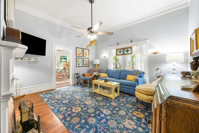 604 W Jefferson Street, Waxahachie, TX 75165