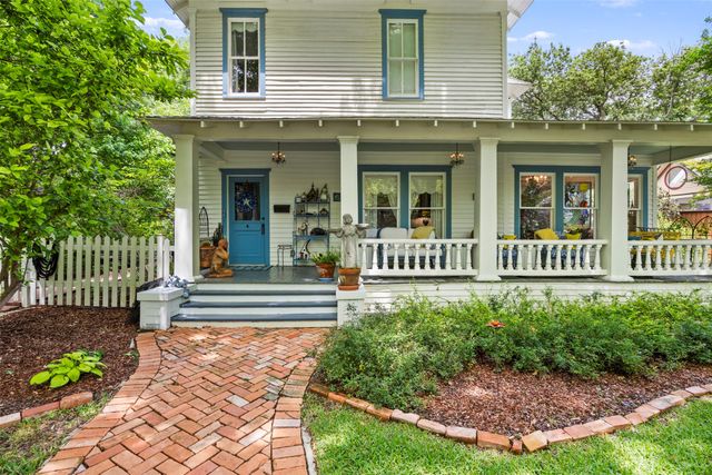 604 W Jefferson Street, Waxahachie, TX 75165