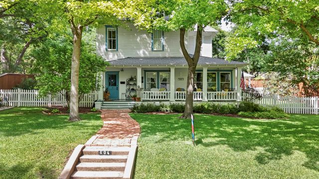 604 W Jefferson Street, Waxahachie, TX 75165