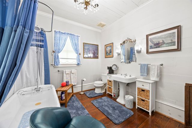 604 W Jefferson Street, Waxahachie, TX 75165