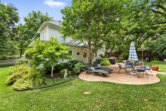 604 W Jefferson Street, Waxahachie, TX 75165