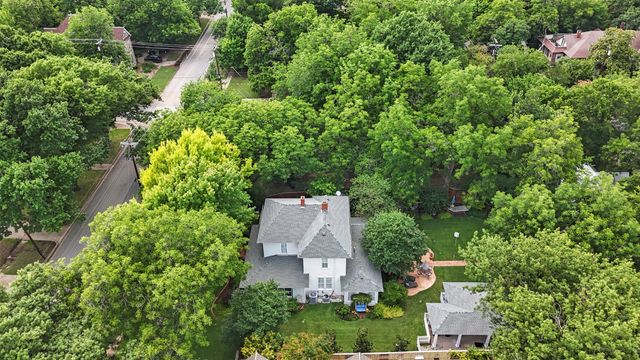 604 W Jefferson Street, Waxahachie, TX 75165