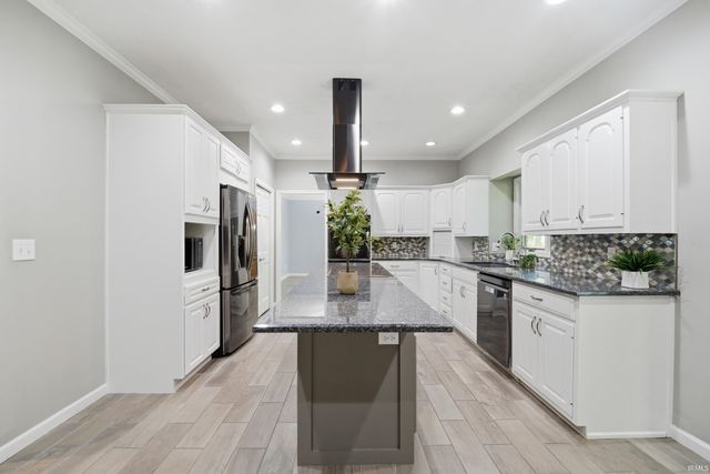 820 Deerwood Ridge, Lafayette, IN 47905