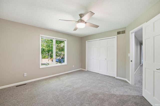 820 Deerwood Ridge, Lafayette, IN 47905