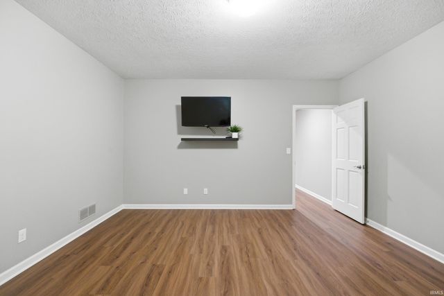 820 Deerwood Ridge, Lafayette, IN 47905