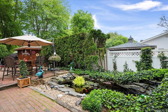 12 Debragga Avenue, East Moriches, NY 11940