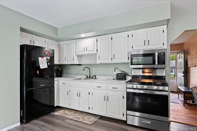 12 Debragga Avenue, East Moriches, NY 11940