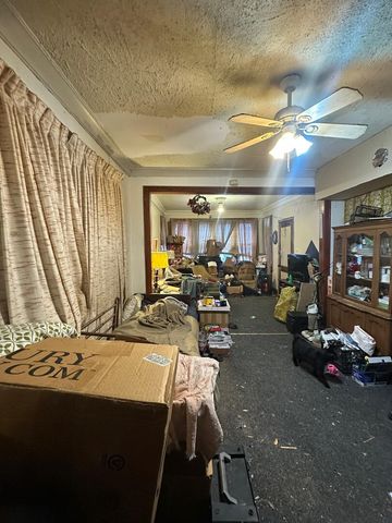 1809 S 49th Avenue, Cicero, IL 60804