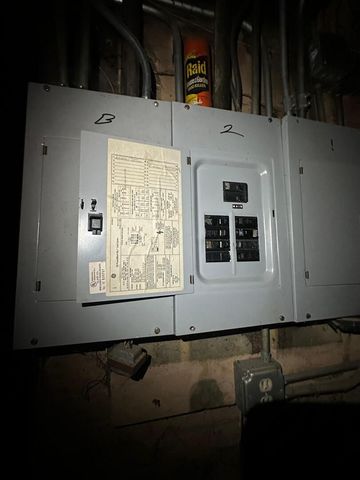 1809 S 49th Avenue, Cicero, IL 60804