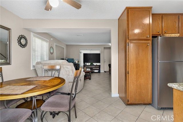 824 N Pasadena, Azusa, CA 91702