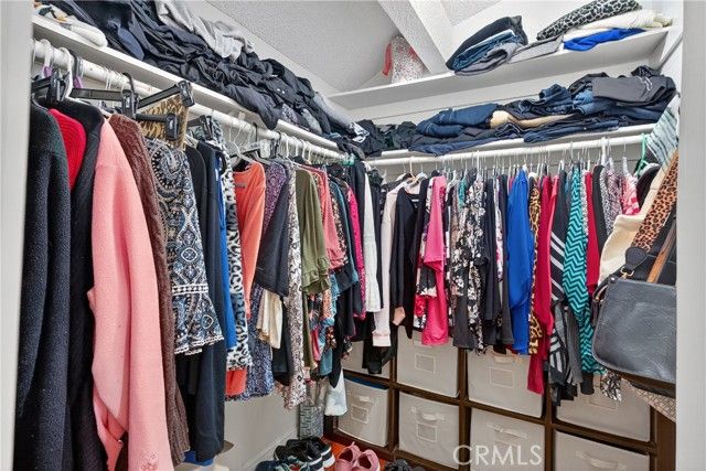 824 N Pasadena, Azusa, CA 91702