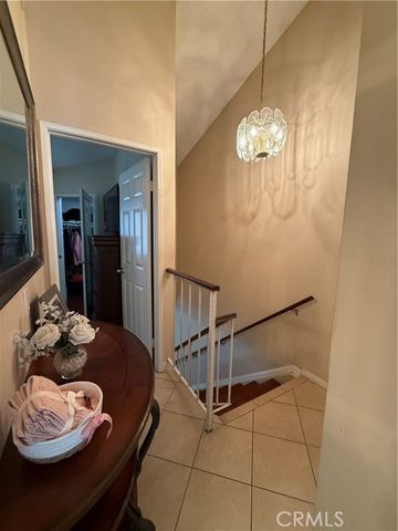 824 N Pasadena, Azusa, CA 91702