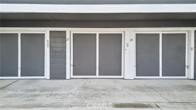 824 N Pasadena, Azusa, CA 91702