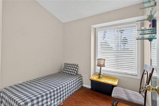 824 N Pasadena, Azusa, CA 91702