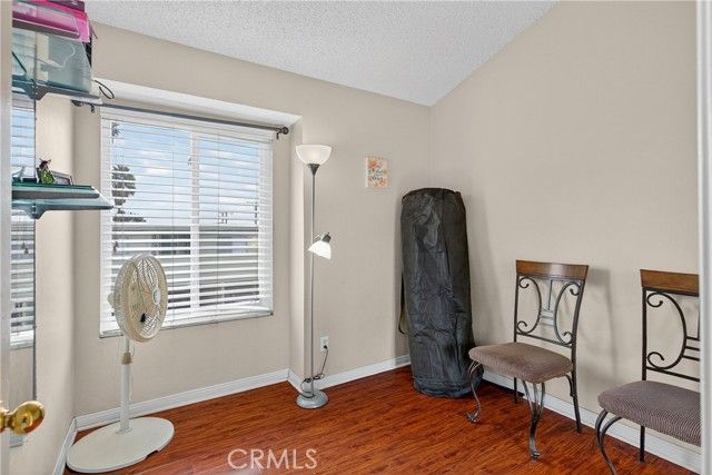 824 N Pasadena, Azusa, CA 91702