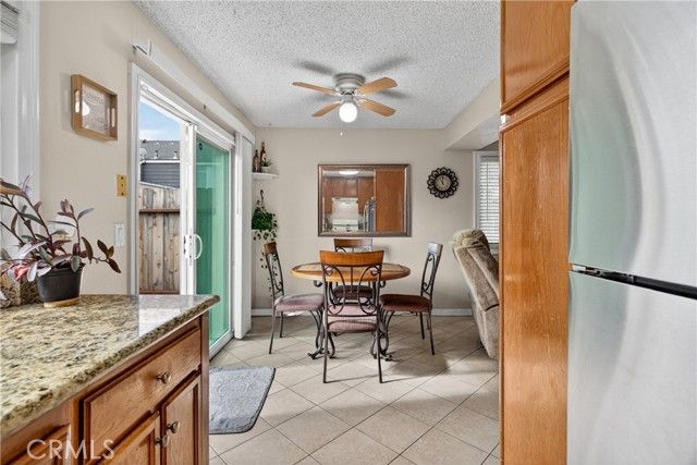 824 N Pasadena, Azusa, CA 91702