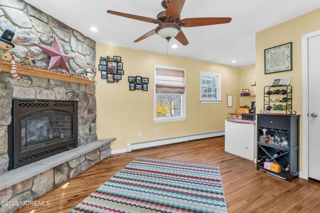 22 Villanova Drive, Jackson, NJ 08527