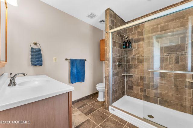 22 Villanova Drive, Jackson, NJ 08527