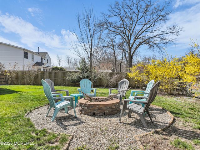 22 Villanova Drive, Jackson, NJ 08527