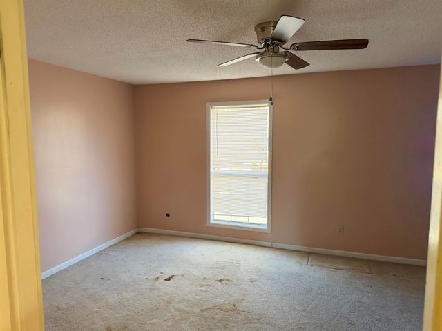 3904 GLENCOE DR, Memphis, TN 38115