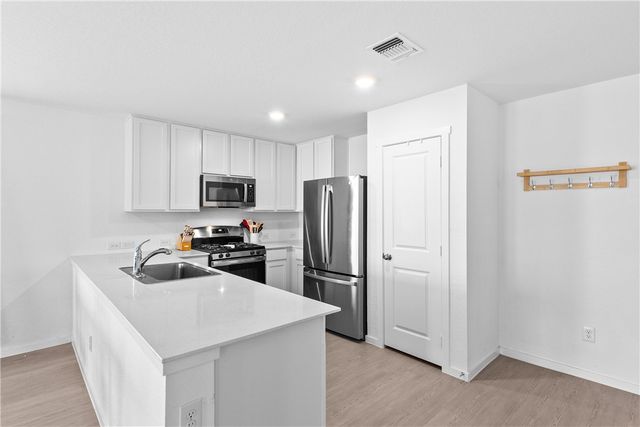 2801 Martell St, Corpus Christi, TX 78415