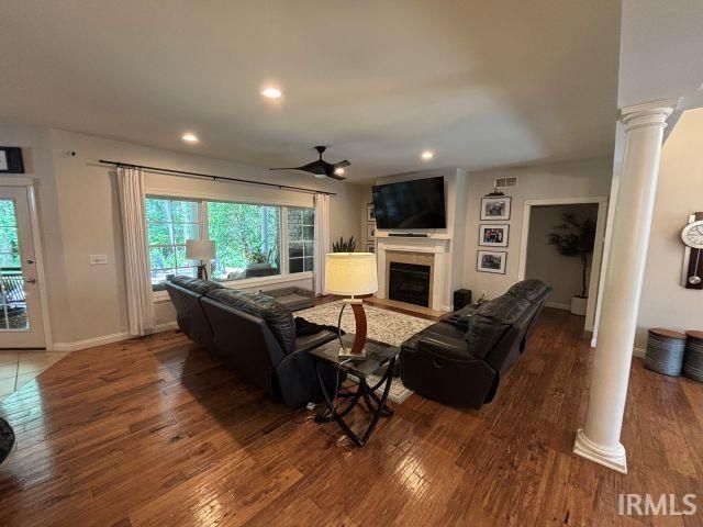 11333 S Brookview Court, Haubstadt, IN 47639