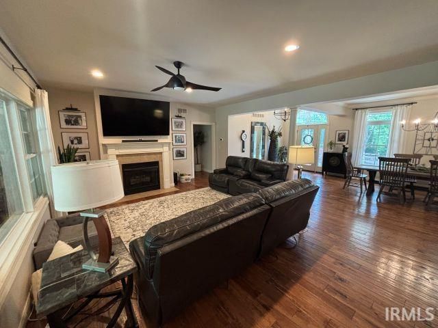 11333 S Brookview Court, Haubstadt, IN 47639