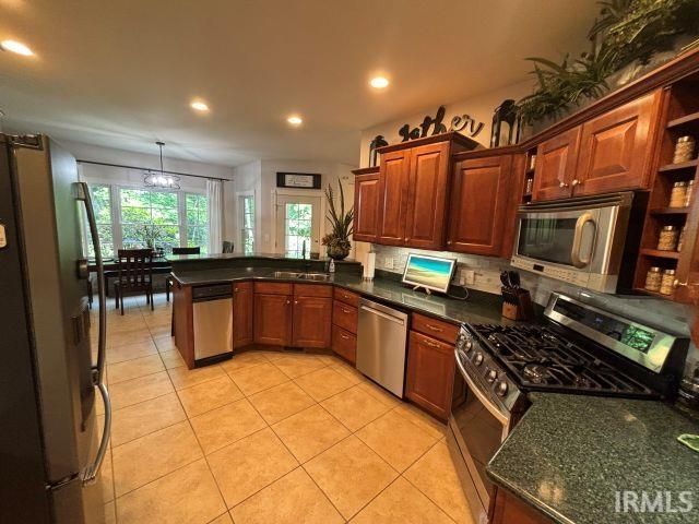 11333 S Brookview Court, Haubstadt, IN 47639