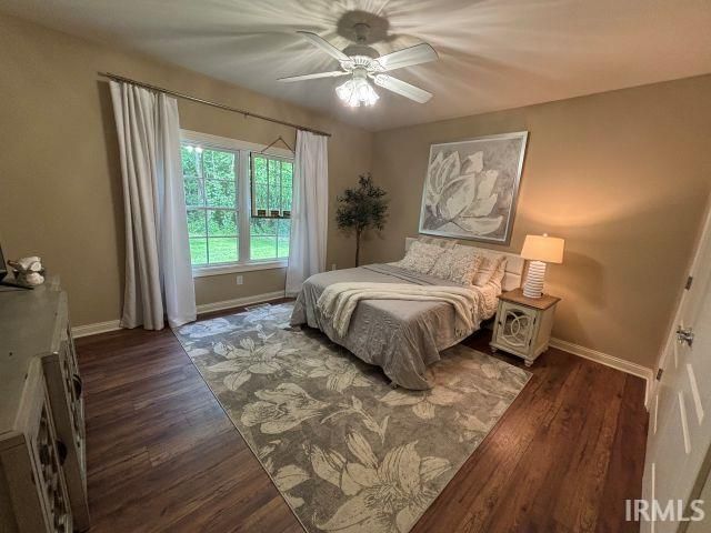 11333 S Brookview Court, Haubstadt, IN 47639