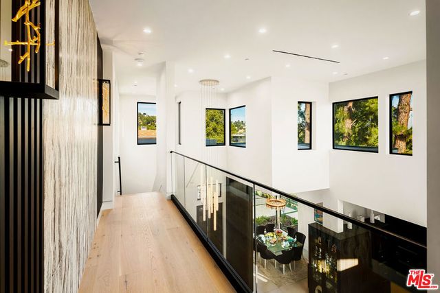 1367 Casiano Road, Los Angeles, CA 90049