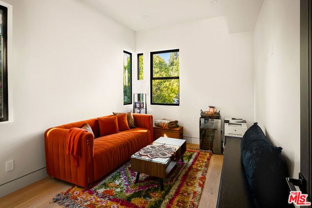 1367 Casiano Road, Los Angeles, CA 90049