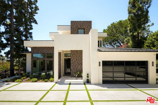 1367 Casiano Road, Los Angeles, CA 90049
