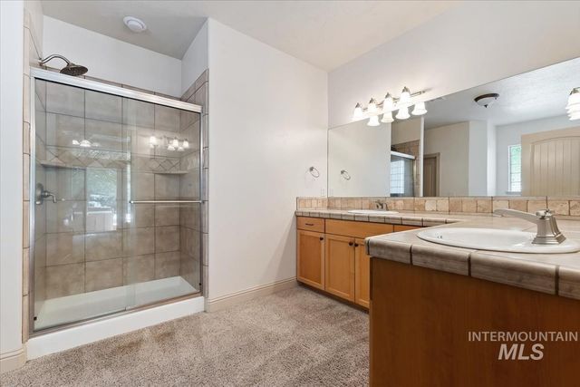 2283 W Stansbury Dr, Eagle, ID 83616