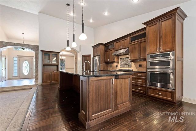2283 W Stansbury Dr, Eagle, ID 83616