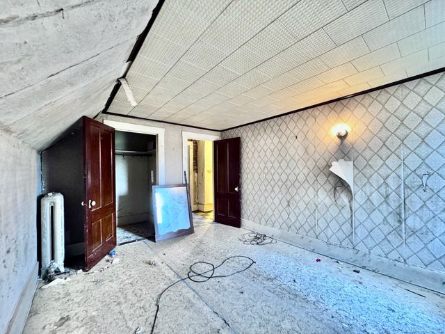 9 Daniel Street, Norwich, CT 06360