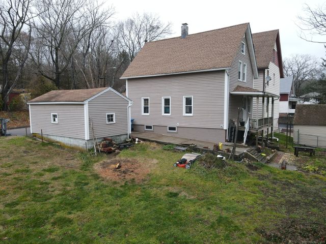 9 Daniel Street, Norwich, CT 06360
