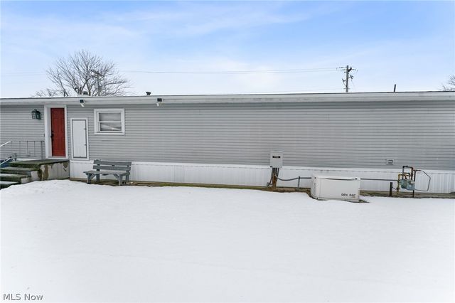 3249 Dove, Warren, OH 44481