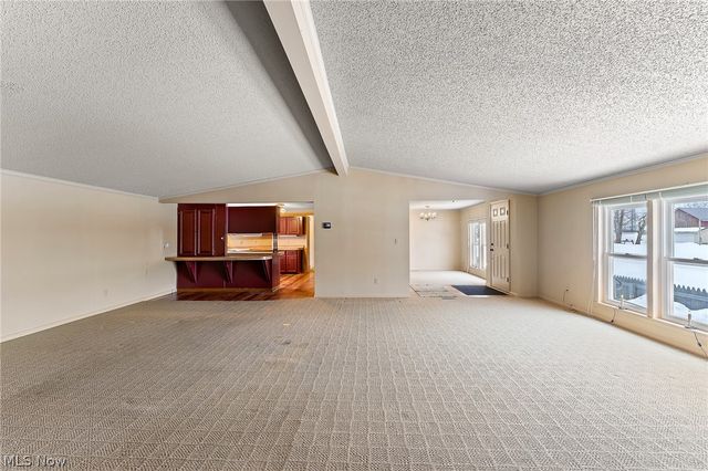 3249 Dove, Warren, OH 44481