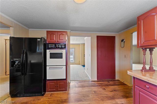 3249 Dove, Warren, OH 44481