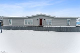 3249 Dove, Warren, OH 44481