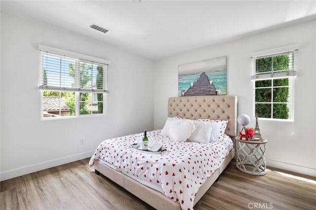 46 Arborside, Irvine, CA 92603