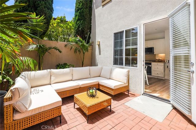 46 Arborside, Irvine, CA 92603
