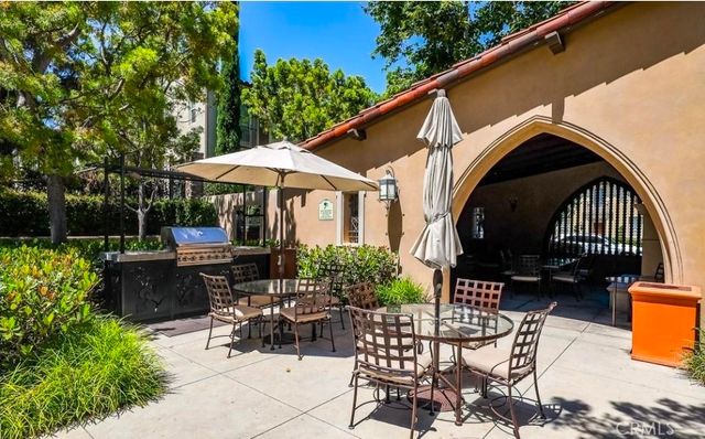 46 Arborside, Irvine, CA 92603